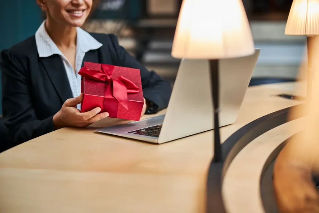 affordable-custom-corporate-gifts-singapore